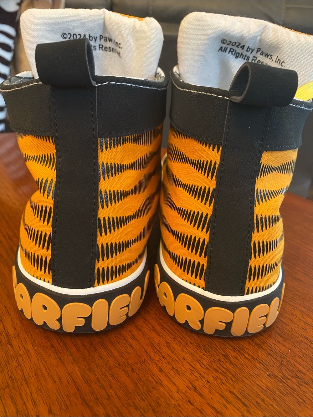 Garfield Yellow High-Top Men’s Sneakers - Picture 3 of 8